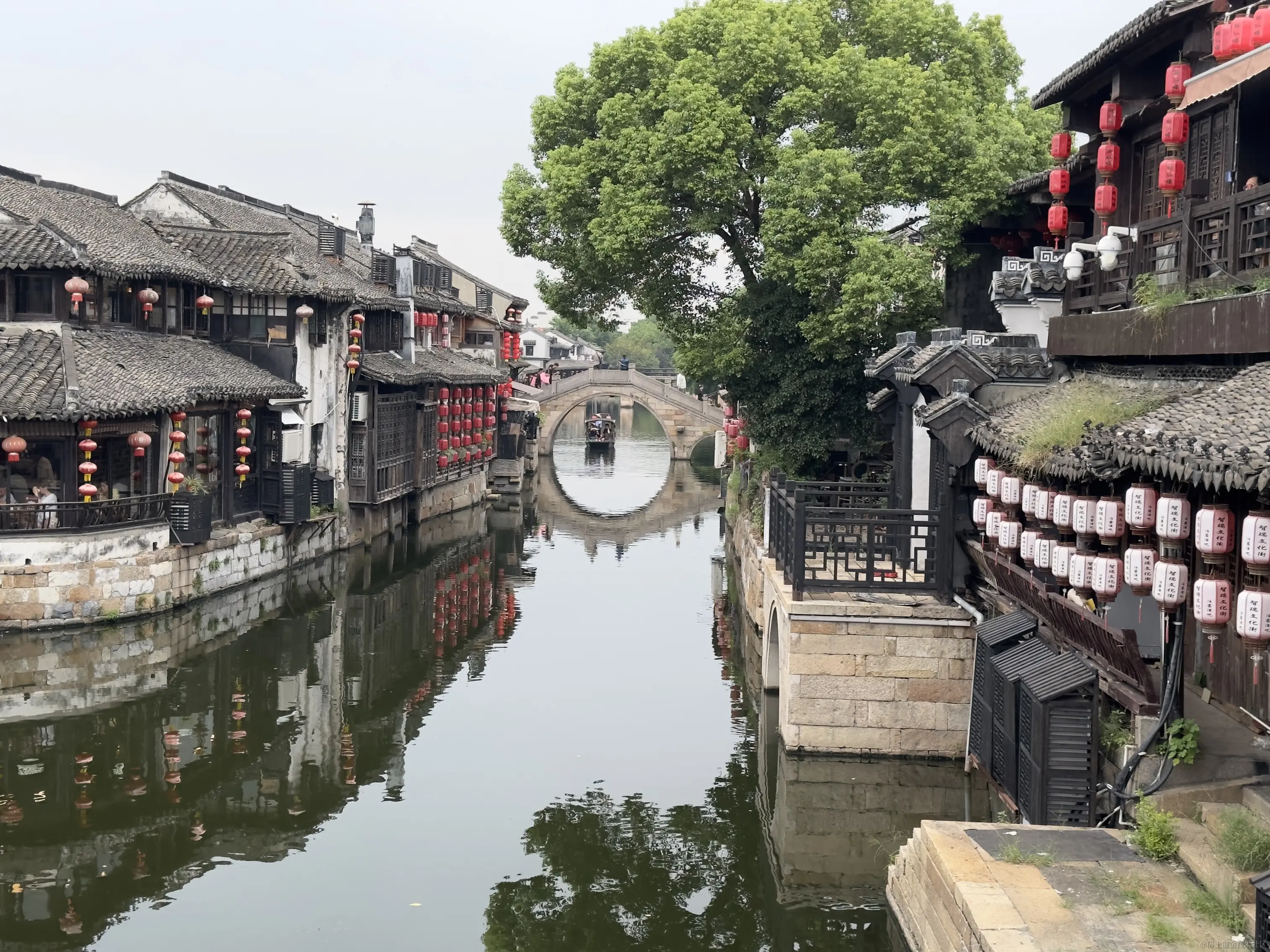 2023-10-31 古镇.jpg
